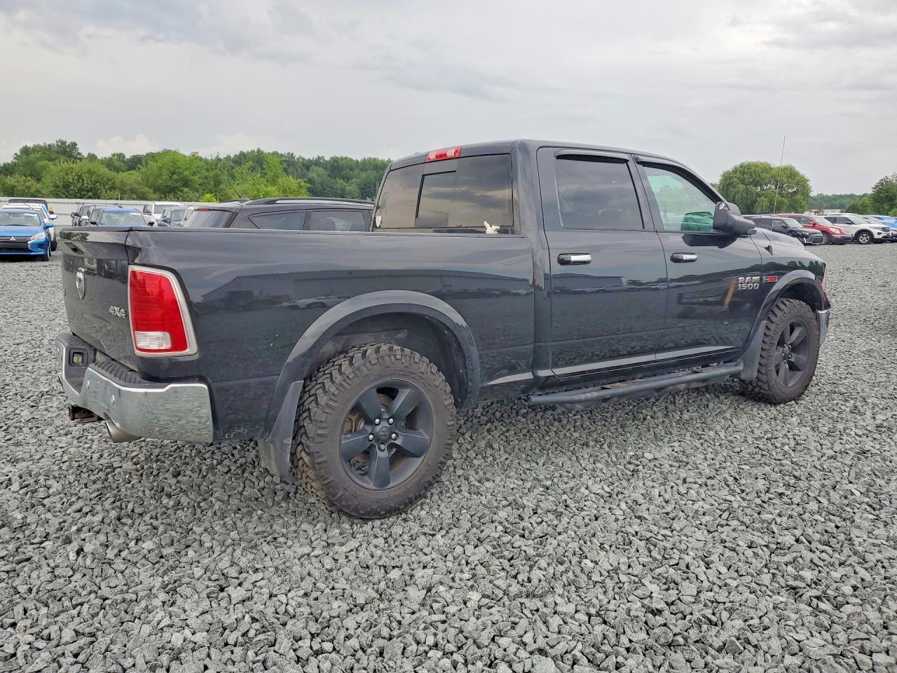 2016 Ram 1500 Laramie - Image 3
