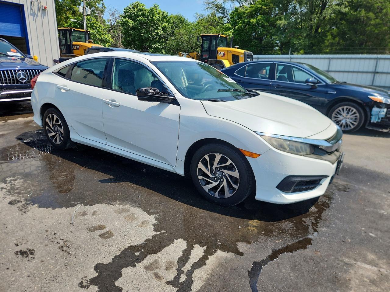 2017 Honda Civic Ex - Image 4