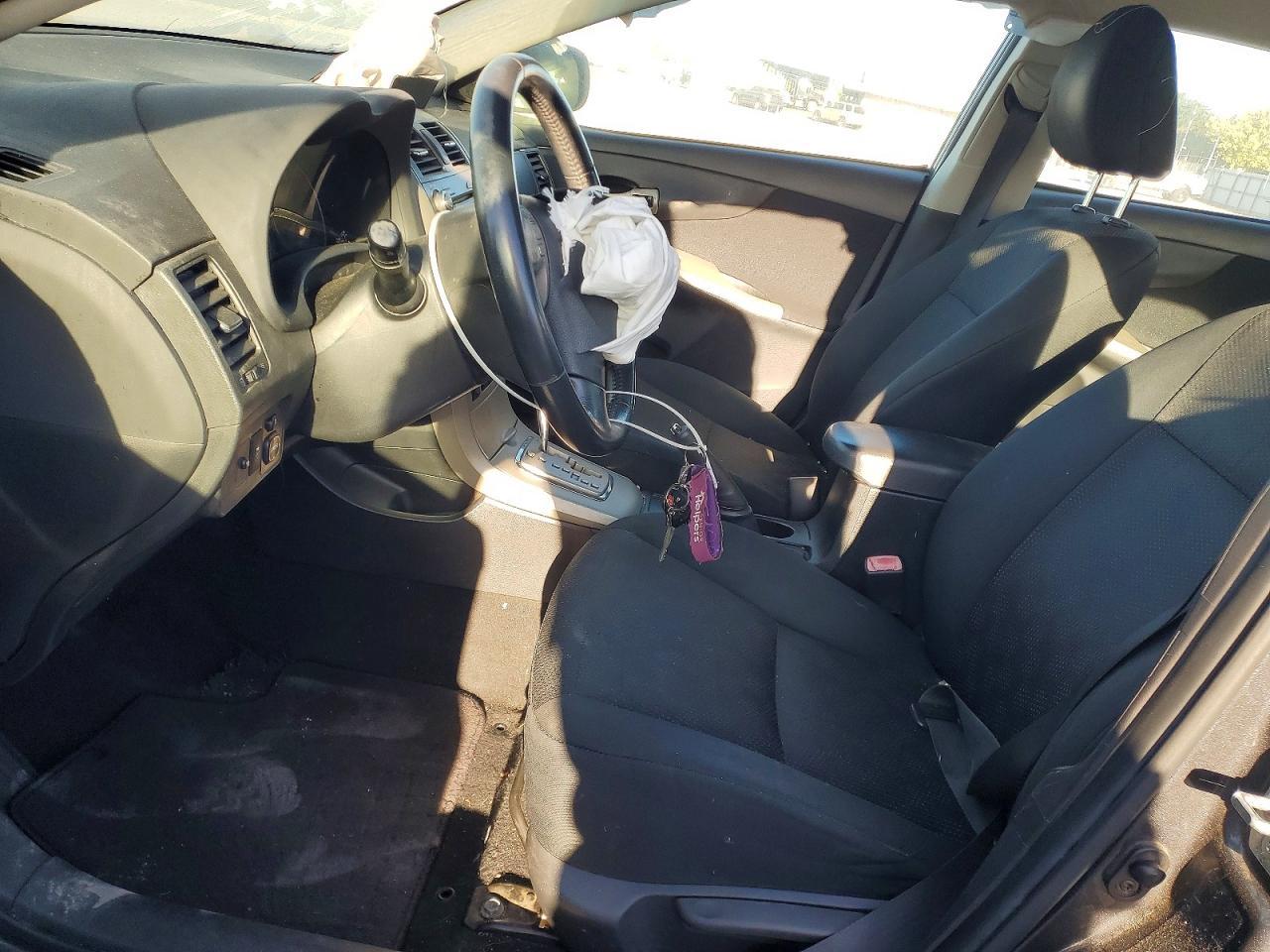 2010 Toyota Corolla S - Фото 7