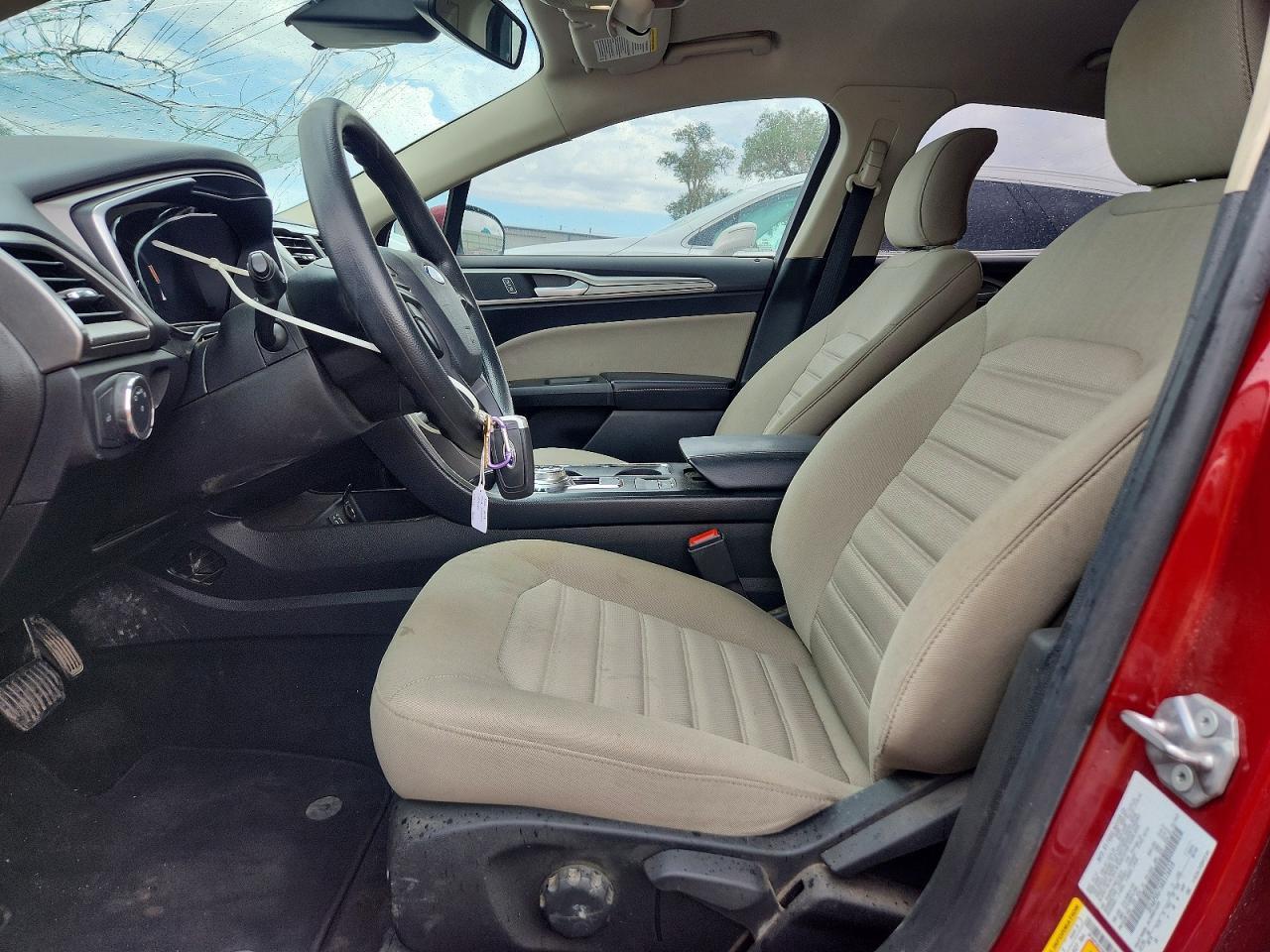 2019 Ford Fusion S - Фото 7
