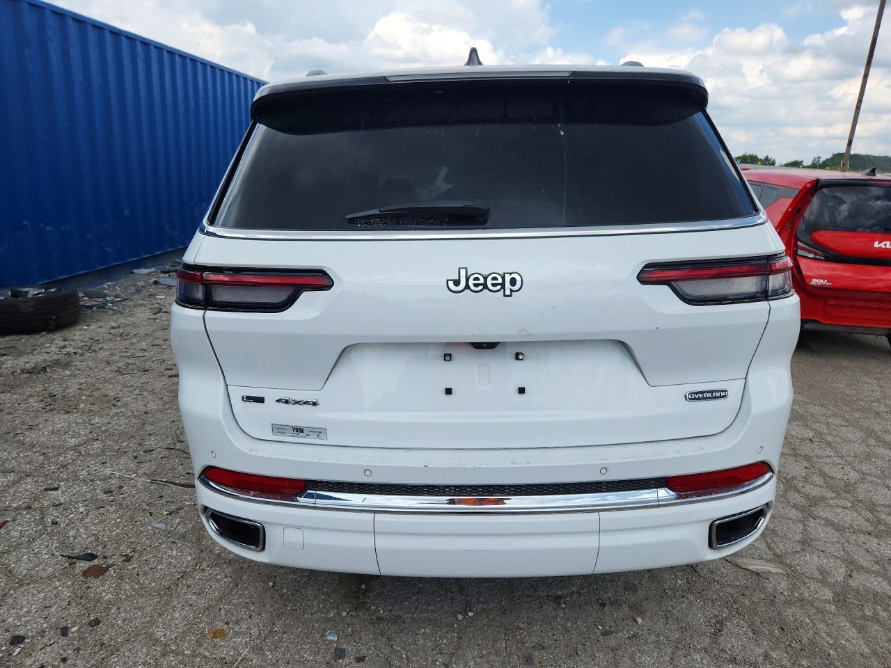 2023 Jeep Grand Cherokee L Overland - Image 6