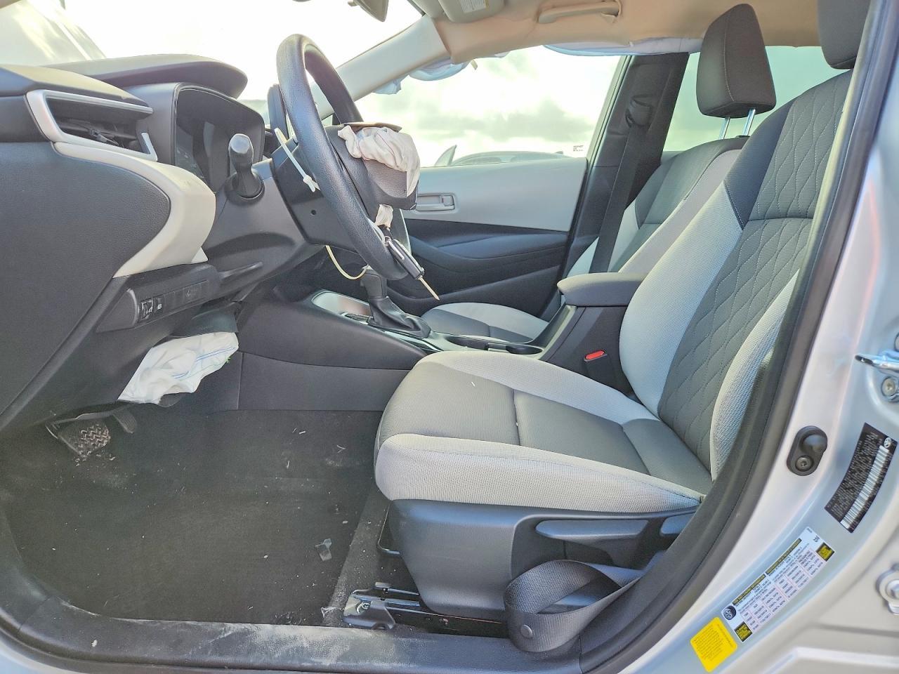 2025 Toyota Corolla Le - Фото 7