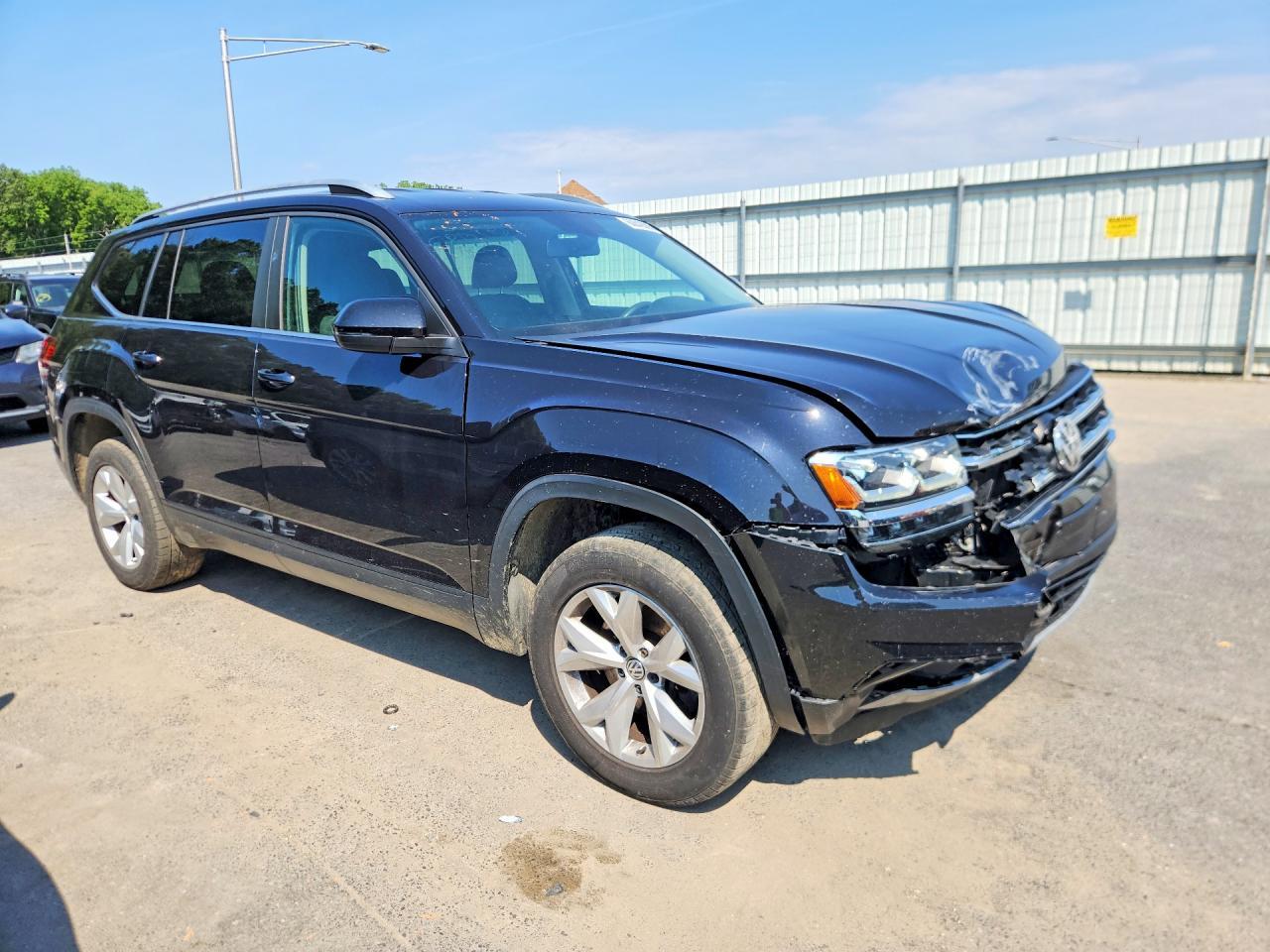 2019 Volkswagen Atlas S - Image 4