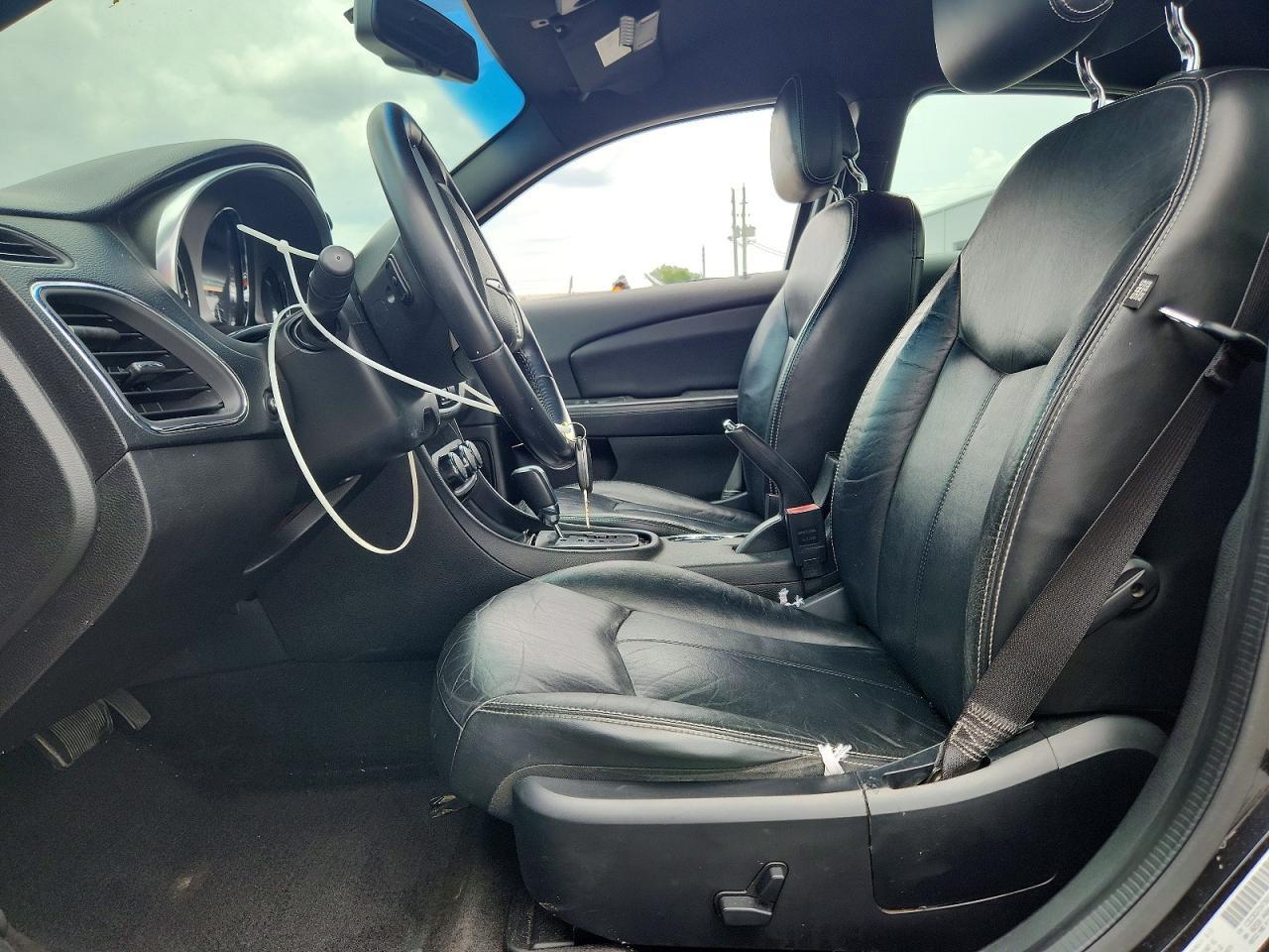 2013 Chrysler 200 Limited - Фото 7
