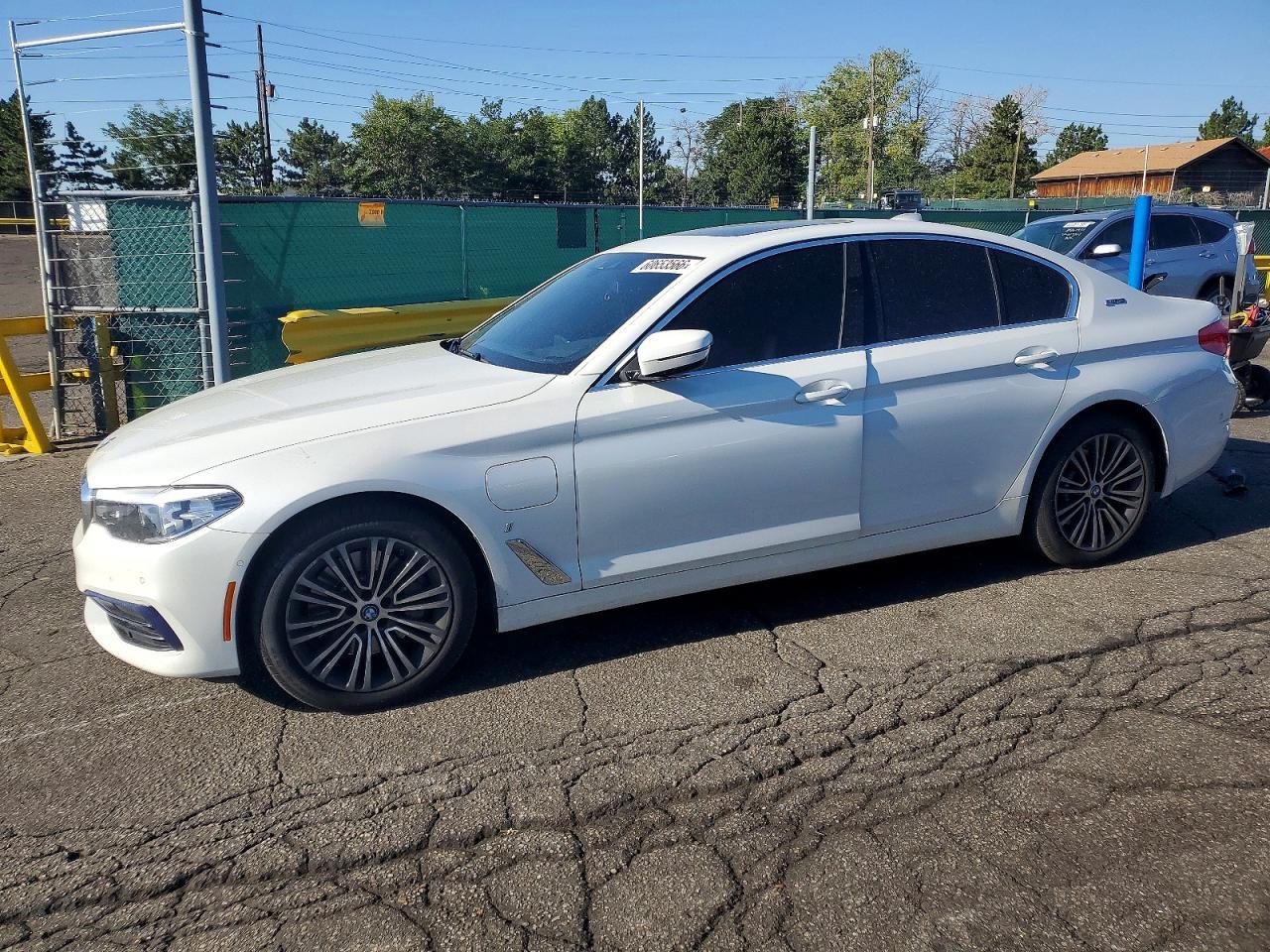 2019 BMW 530Xe