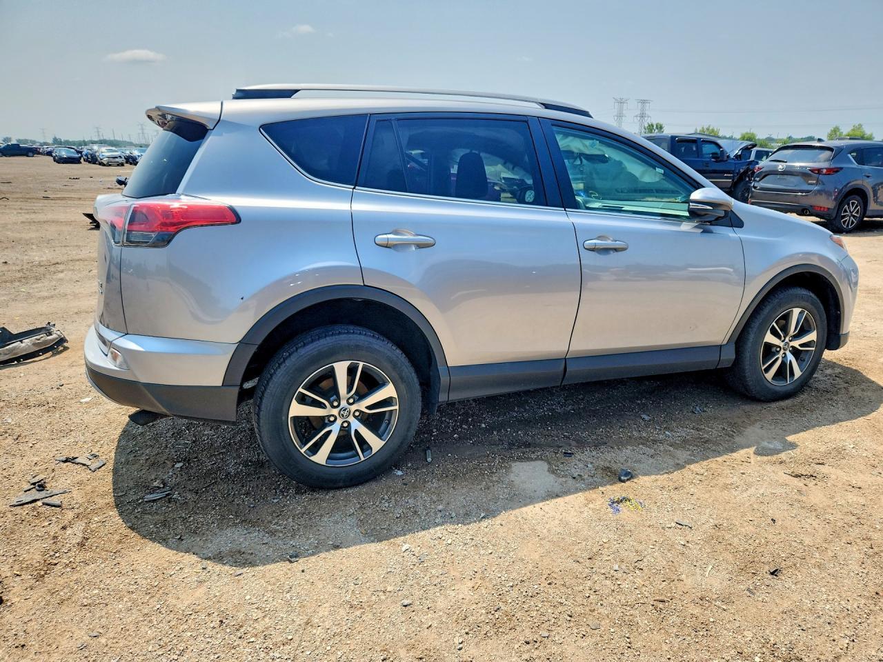 2018 Toyota Rav4 Xle - Фото 3