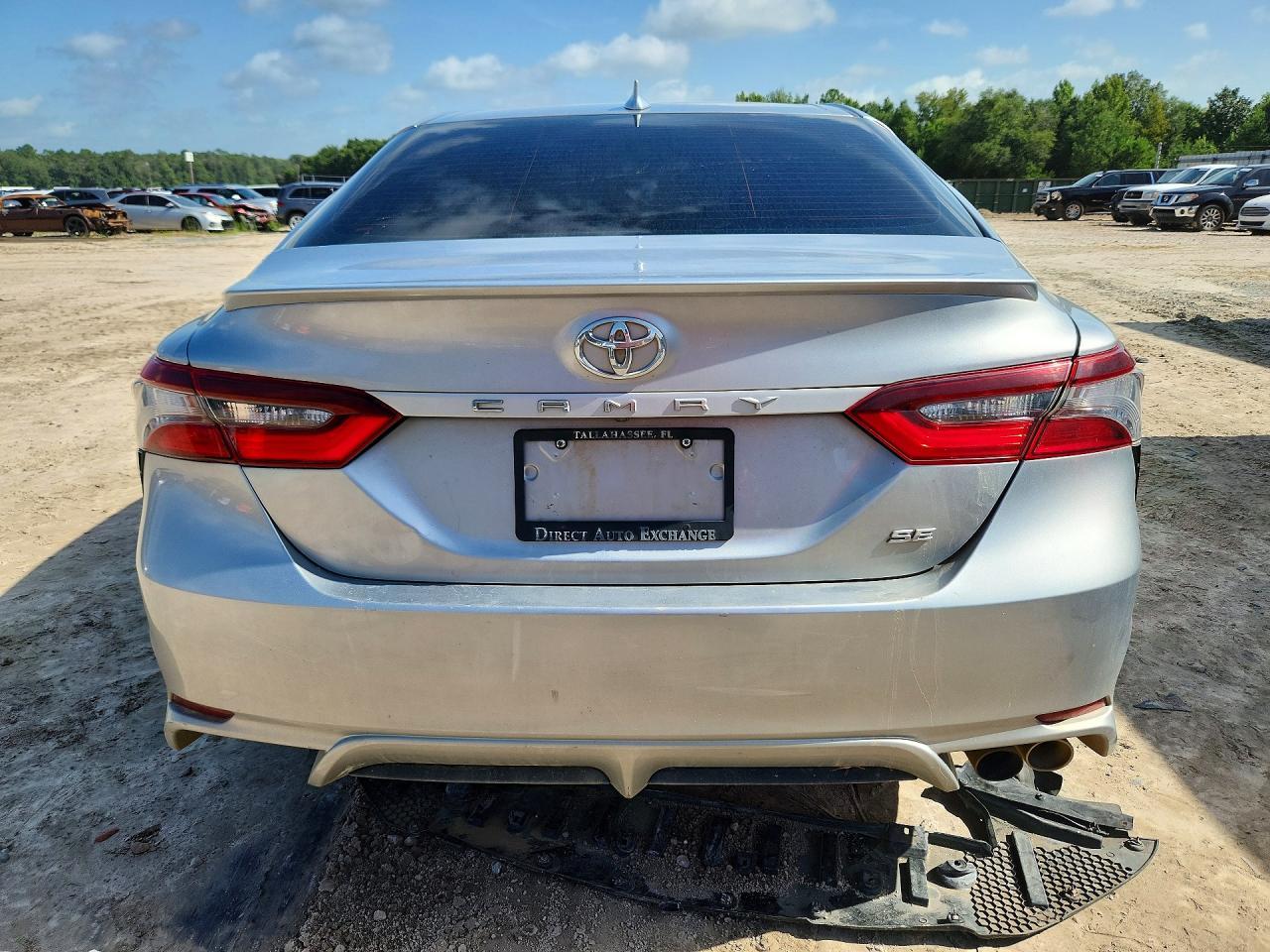 2021 Toyota Camry Se - Фото 6