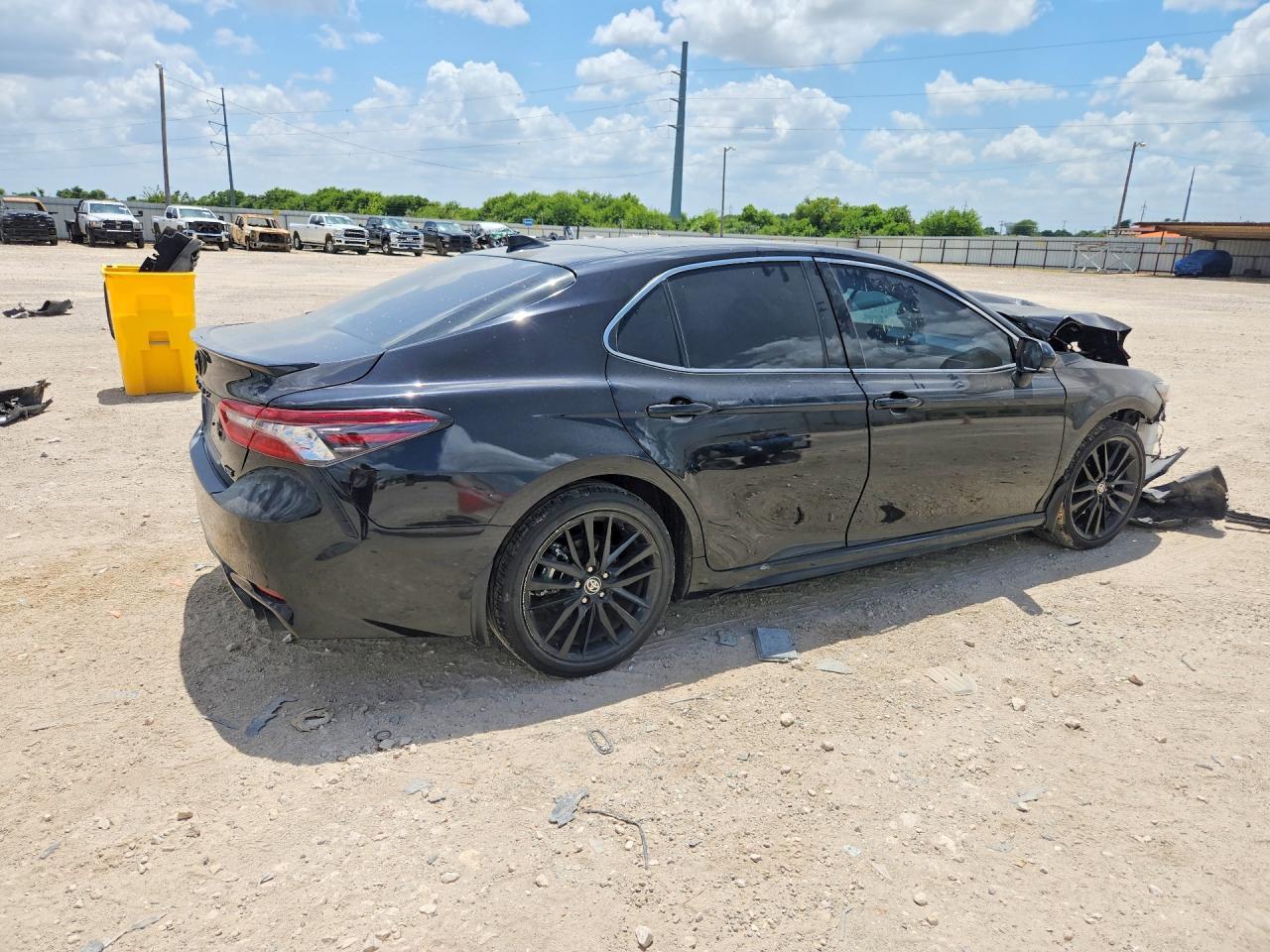 2024 Toyota Camry Xse - Image 3