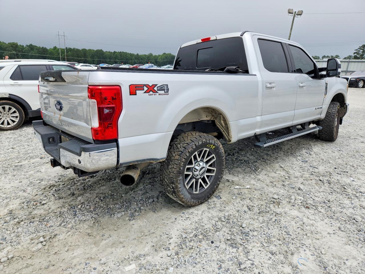 2017 Ford F250 Super Duty - Image 3