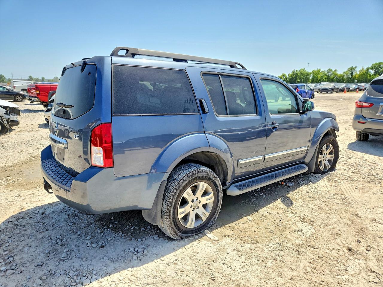 2008 Nissan Pathfinder S - Фото 3