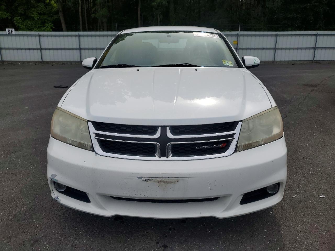 2013 Dodge Avenger Sxt - Image 5