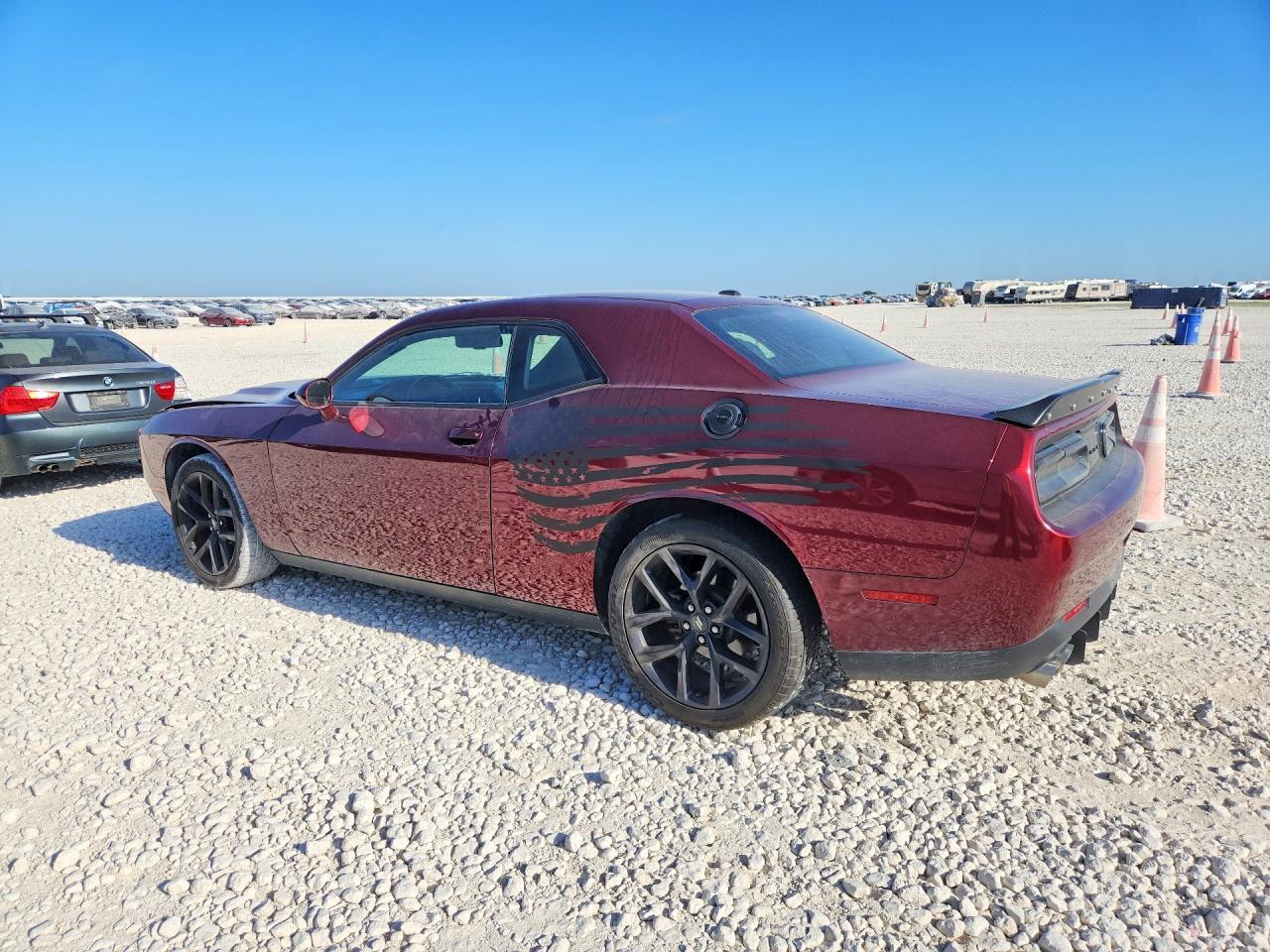 2020 Dodge Challenger Sxt - Фото 2