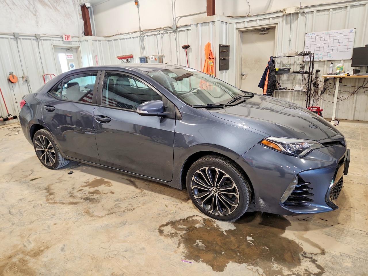 2018 Toyota Corolla Se - Image 4