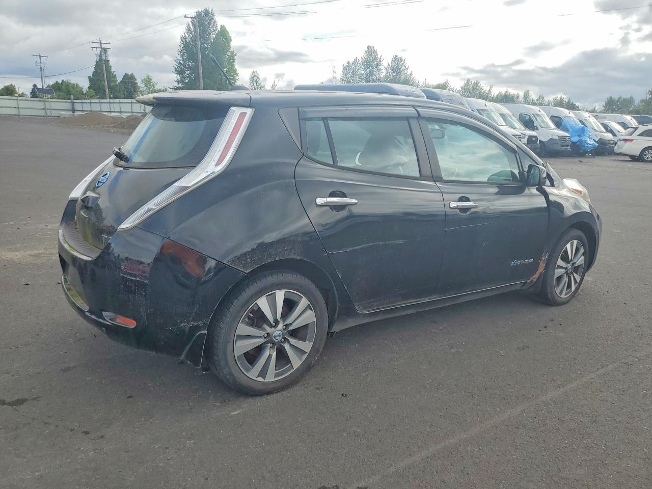 2013 Nissan Leaf S - Image 3