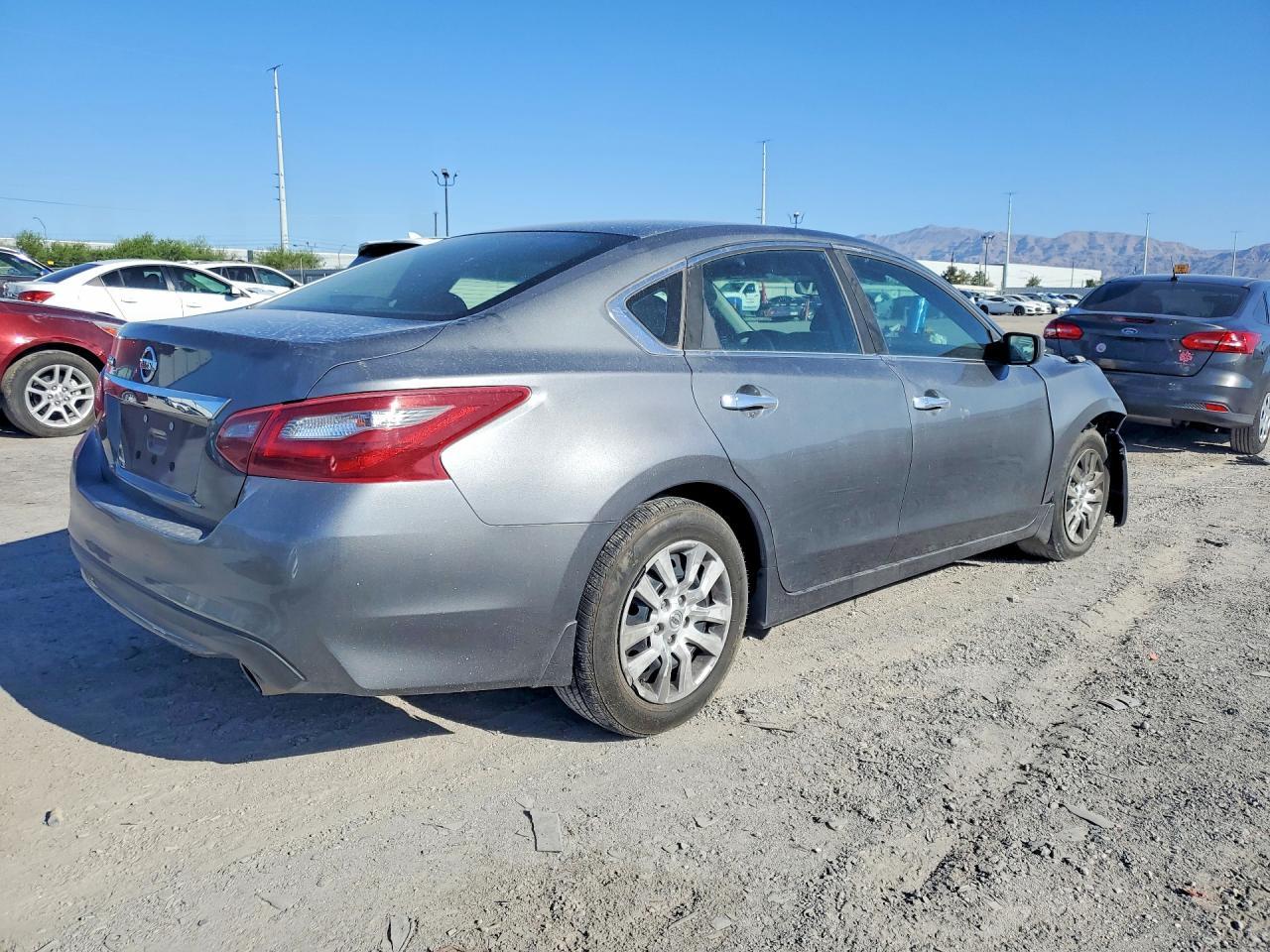 2018 Nissan Altima 2.5 S - Image 3