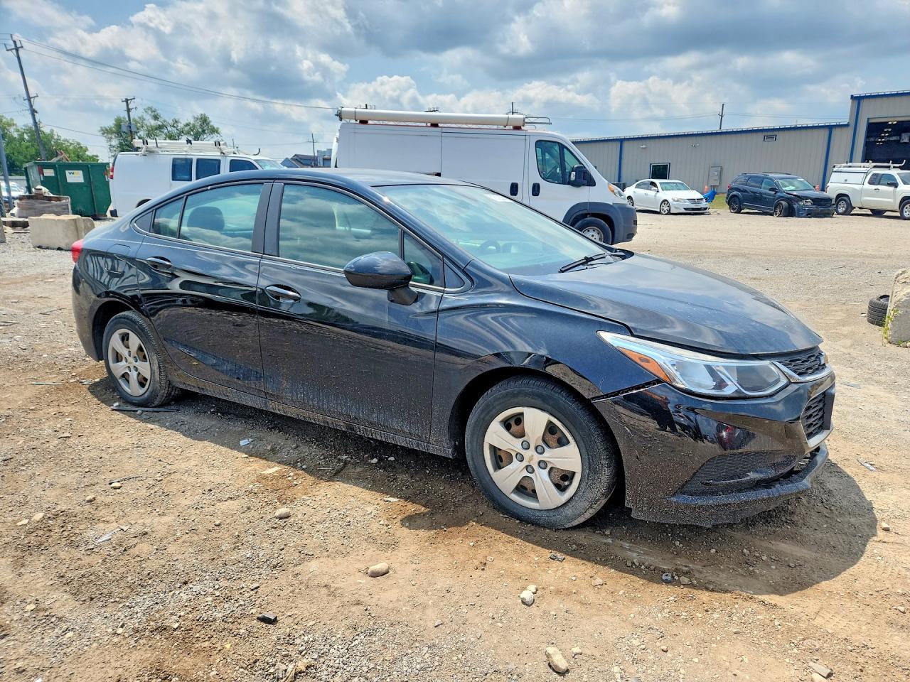 2018 Chevrolet Cruze Ls - Фото 4