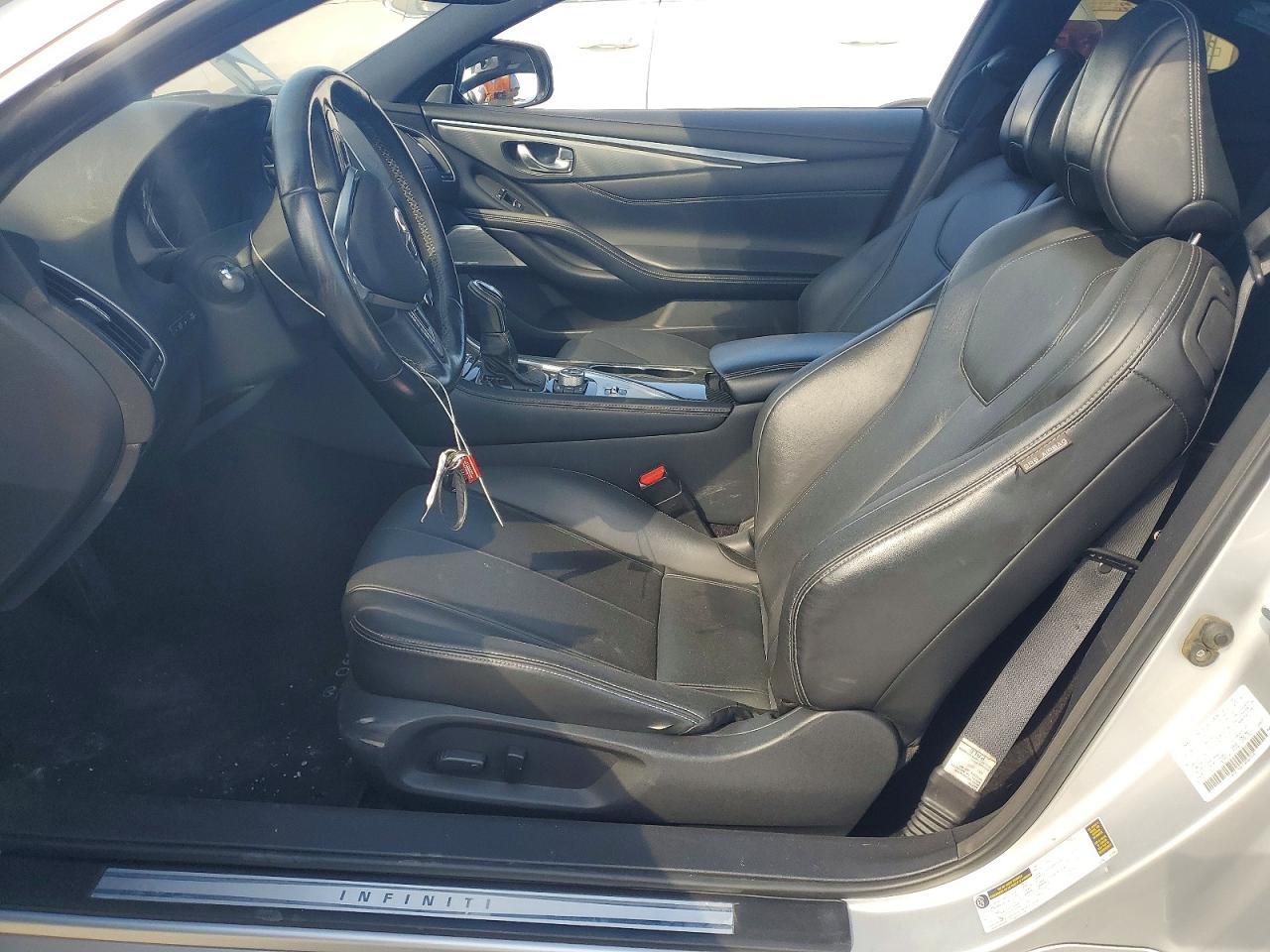 2018 Infiniti Q60 3.0T Luxe - Фото 7