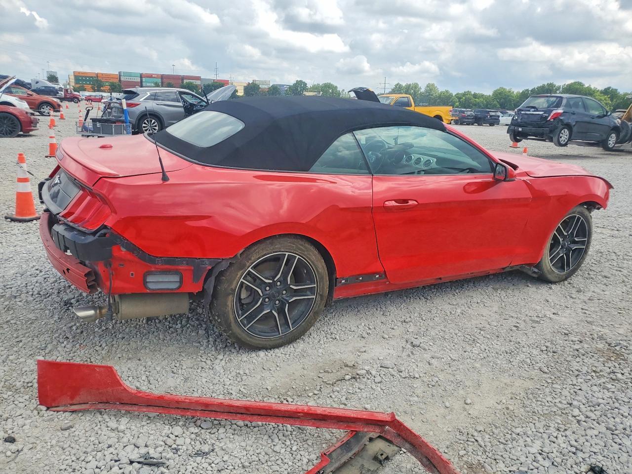 2020 Ford Mustang - Фото 3