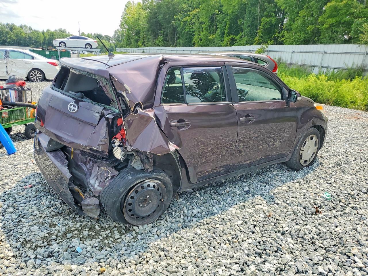 2010 Scion Xd Base - Фото 3