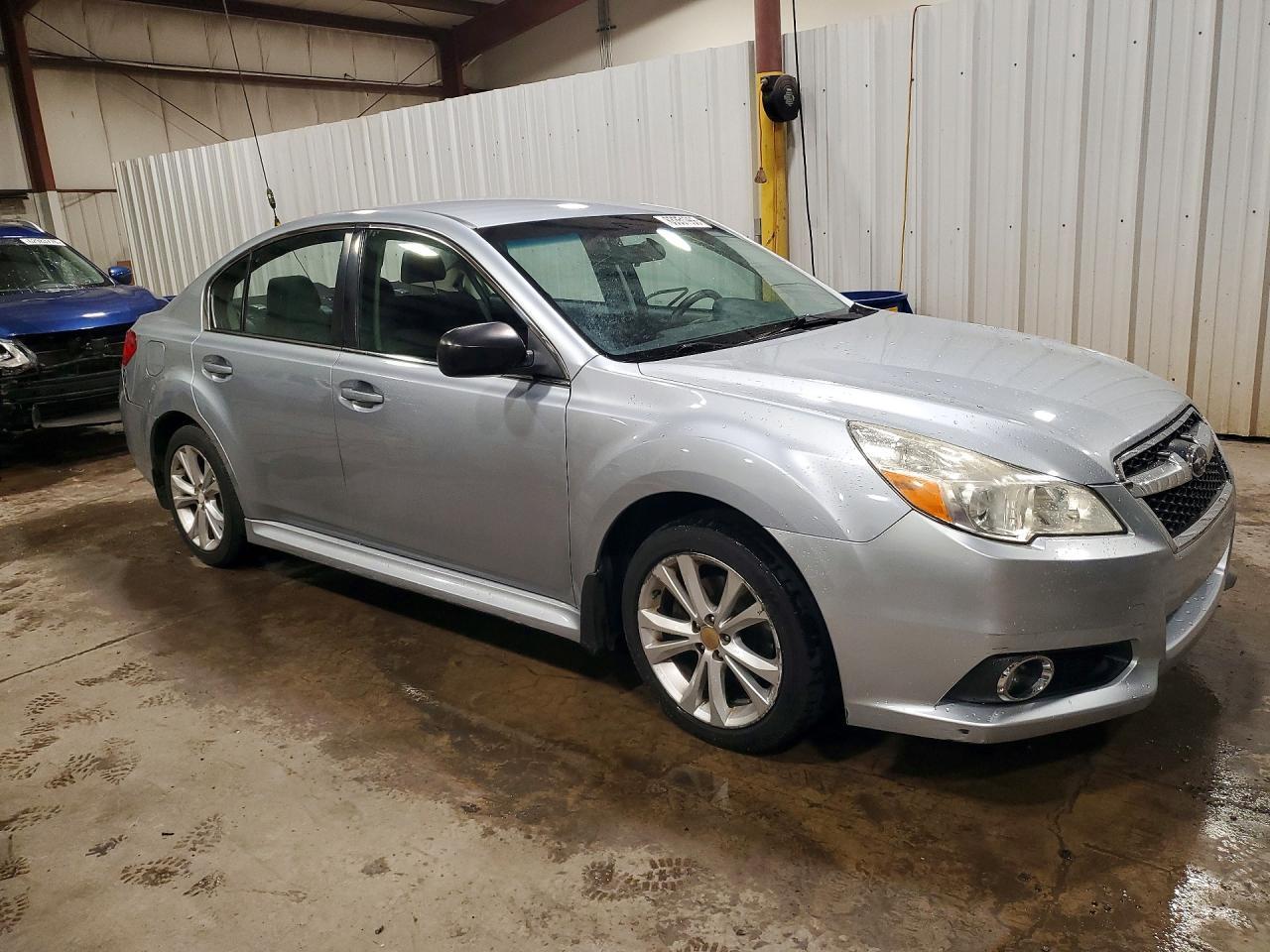 2014 Subaru Legacy 2.5I - Фото 4