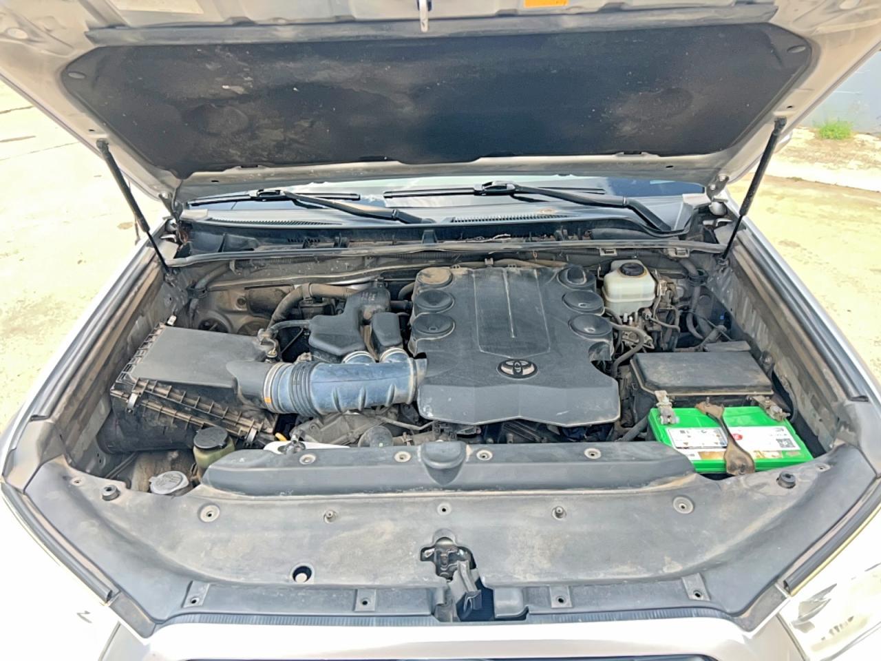 2012 Toyota 4Runner Limited - Image 7
