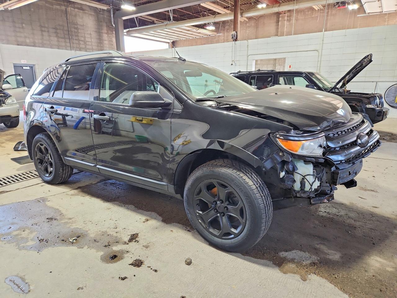 2014 Ford Edge Se - Фото 4