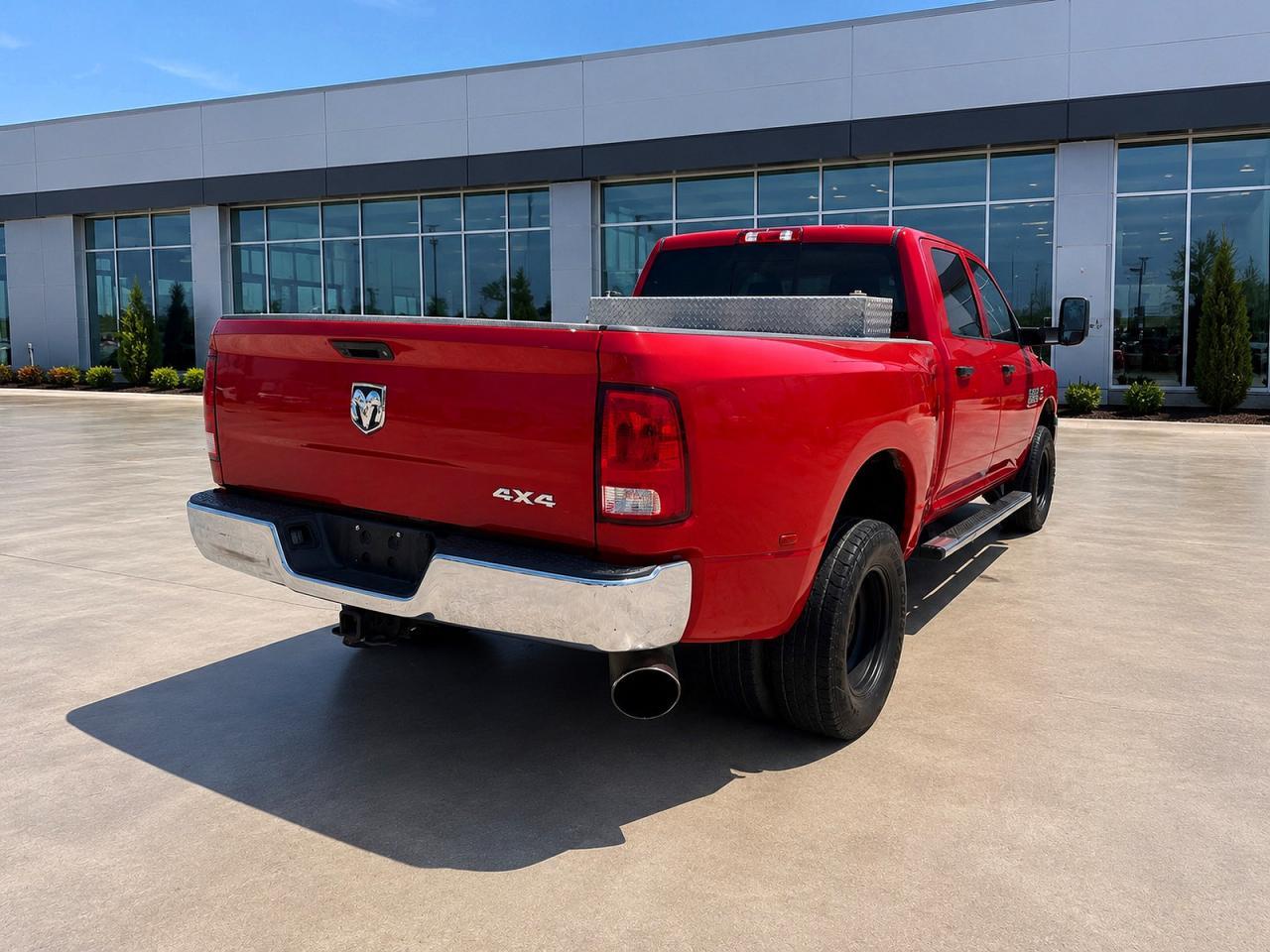 2018 Ram 3500 St - Фото 4