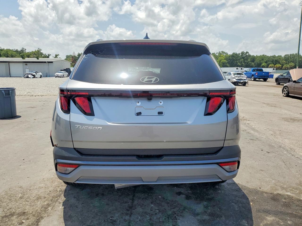 2026 Hyundai Tucson Sel - Image 6