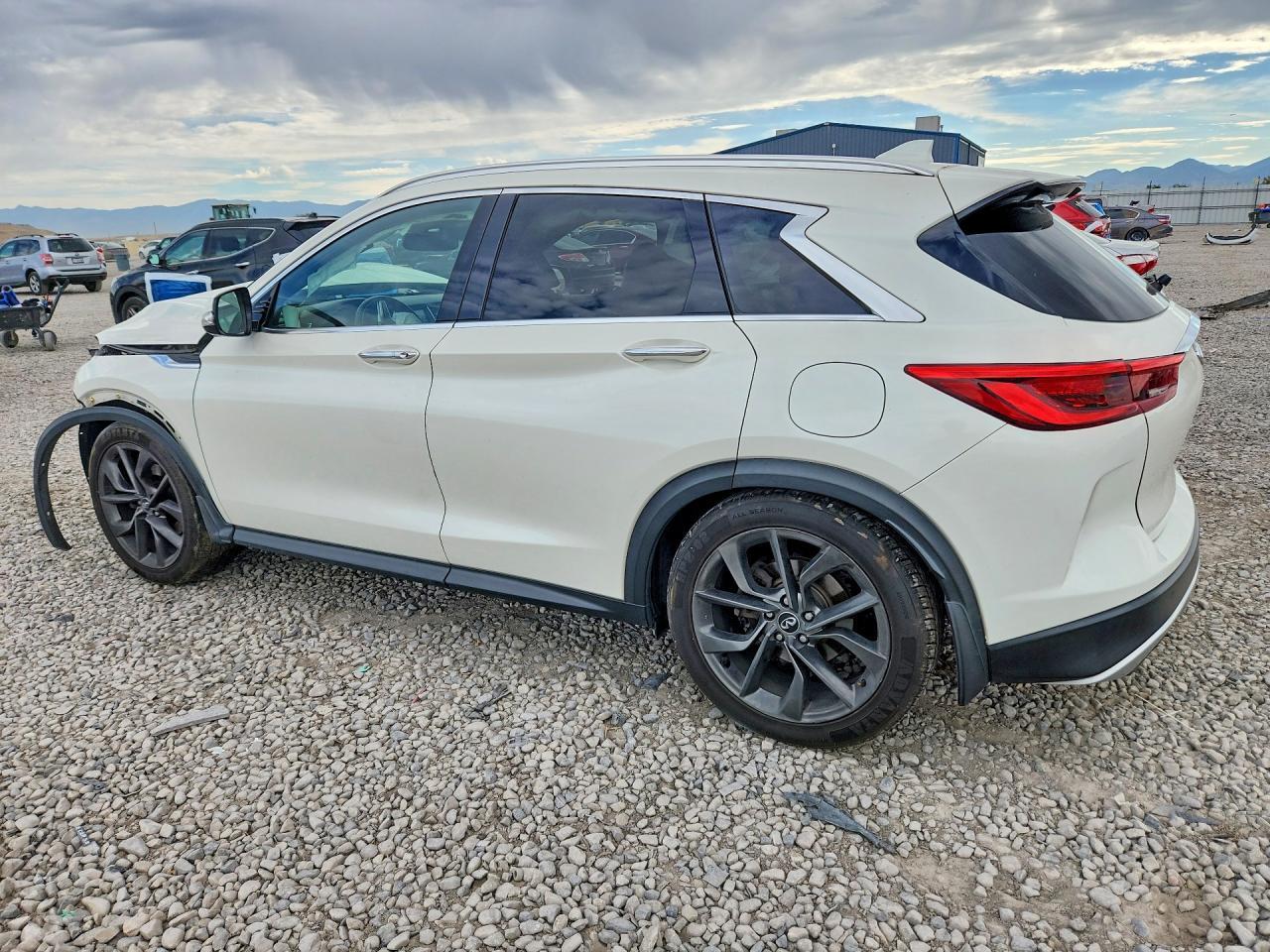 2019 Infiniti Qx50 Essential - Фото 2