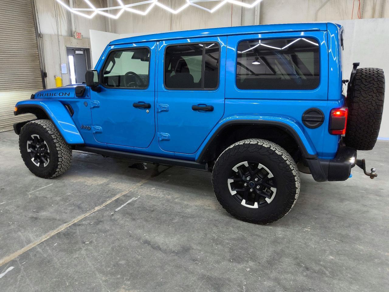 2024 Jeep Wrangler Rubicon 4Xe - Фото 2