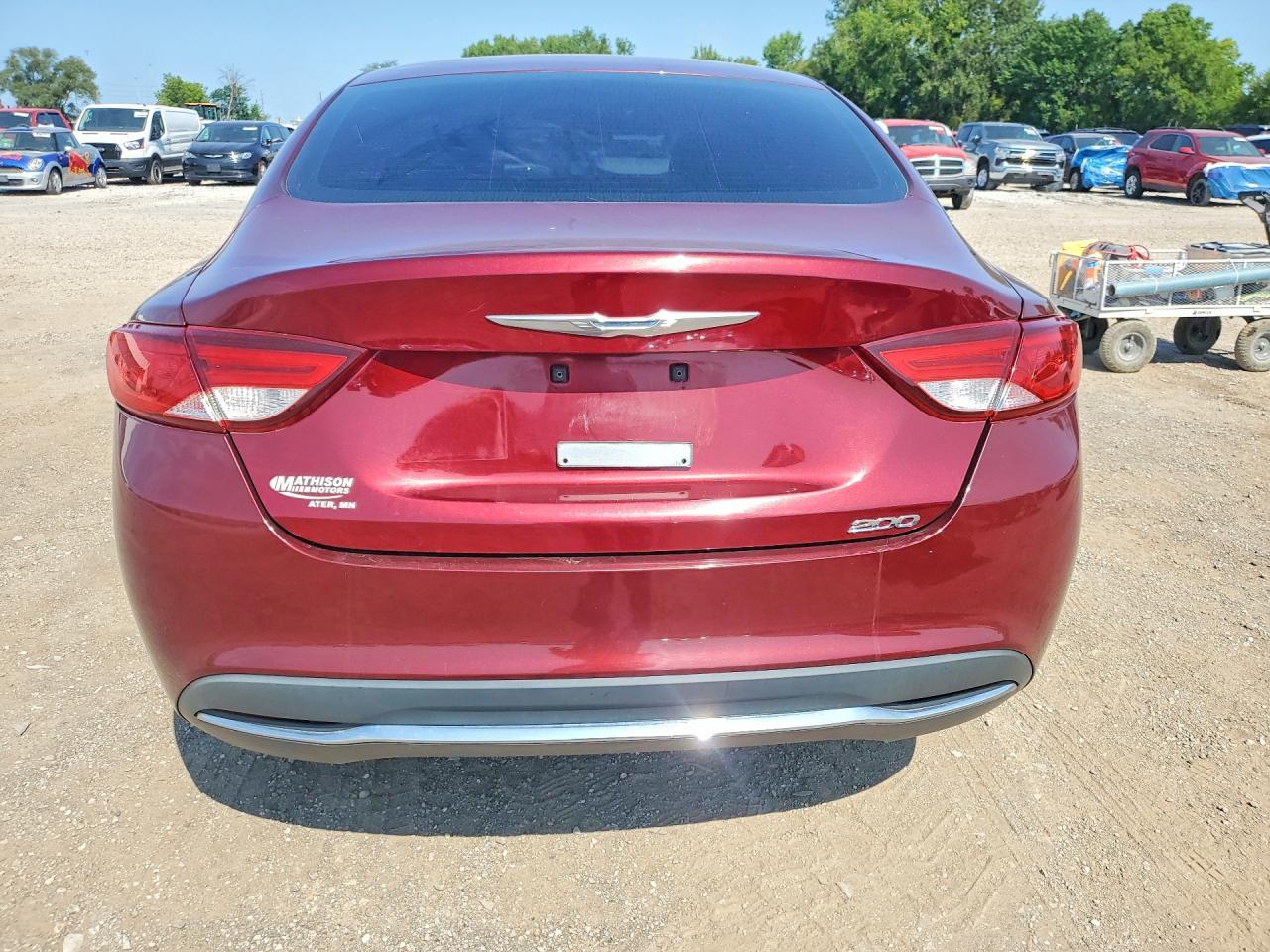 2015 Chrysler 200 Limited - Image 6