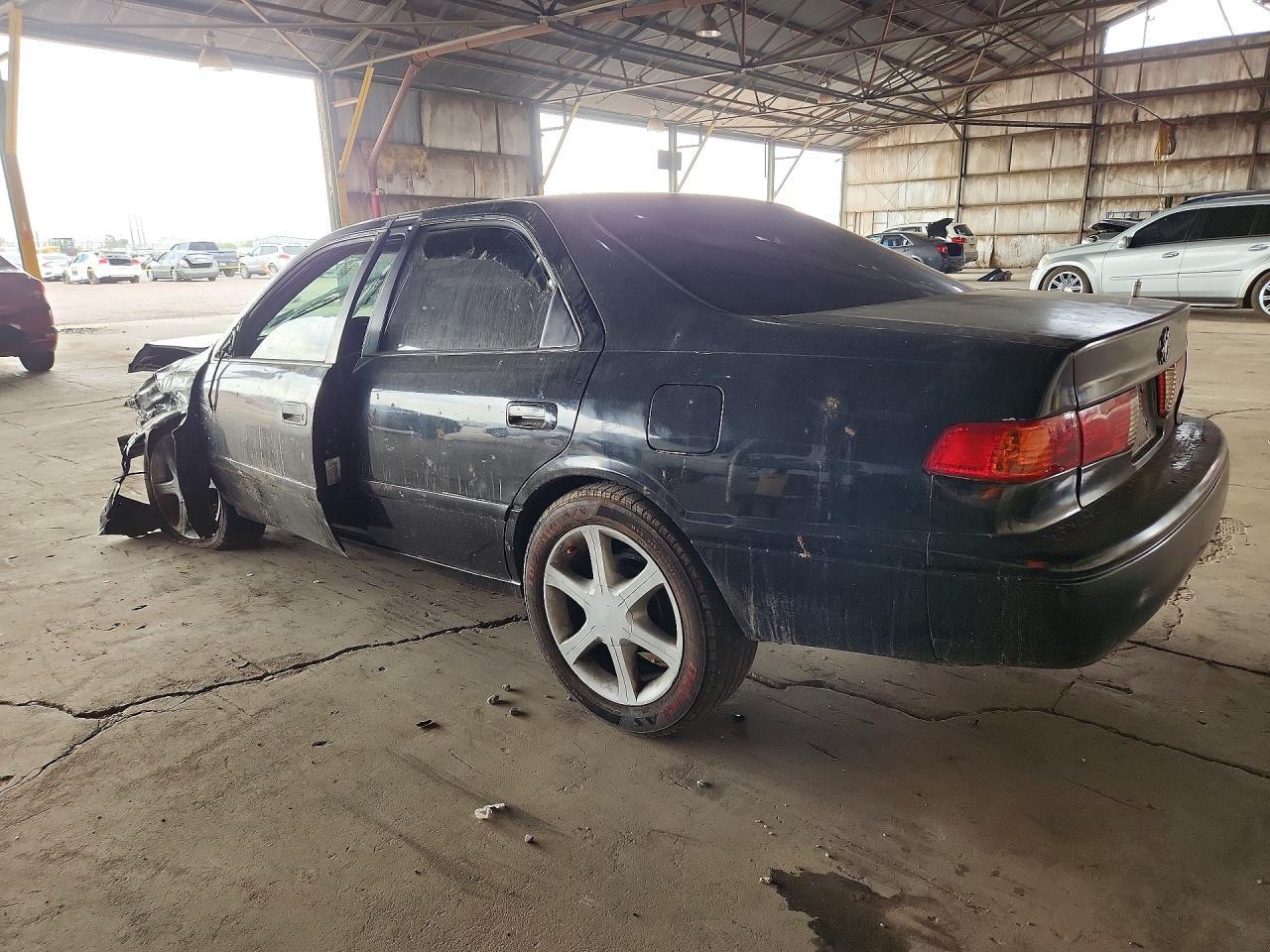 2001 Toyota Camry Le - Image 2