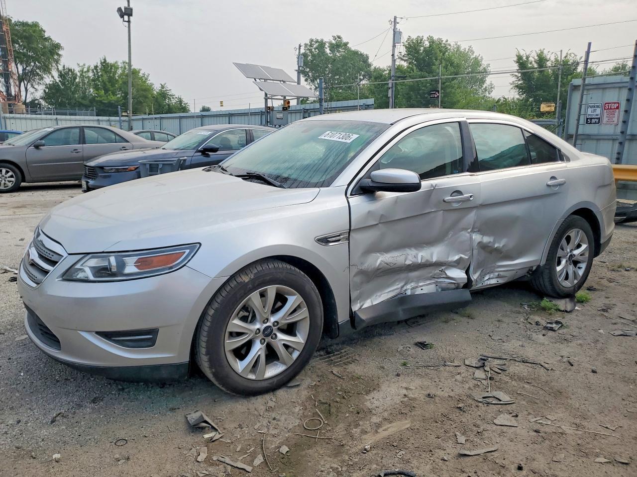 2011 Ford Taurus Sel