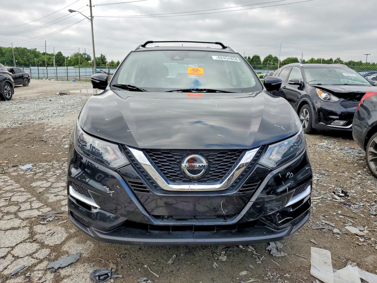 2022 Nissan Rogue Sport Sl - Image 5