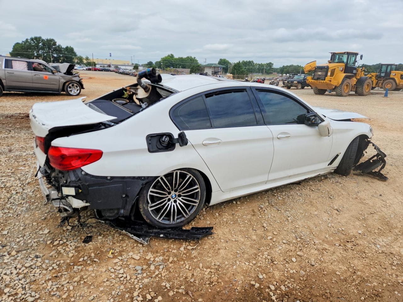 2017 BMW 540 Xi - Image 3