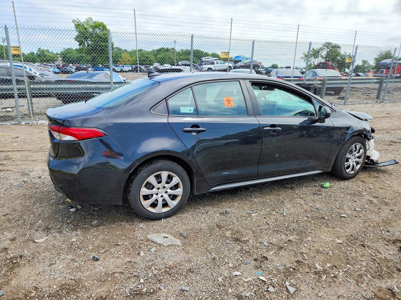 2021 Toyota Corolla Le - Image 3