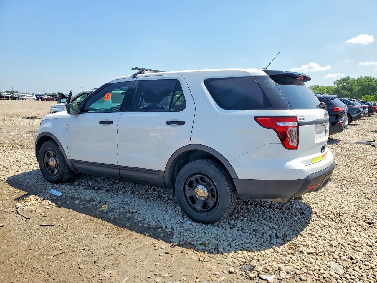 2015 Ford Explorer Police Interceptor - Image 2