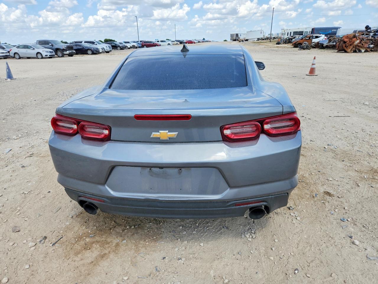 2020 Chevrolet Camaro - Фото 6