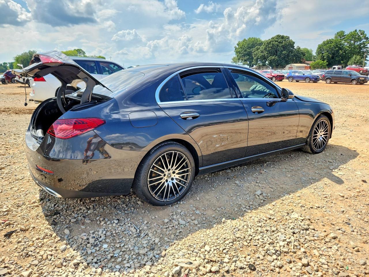 2026 Mercedes-Benz C 300 4Matic - Image 3