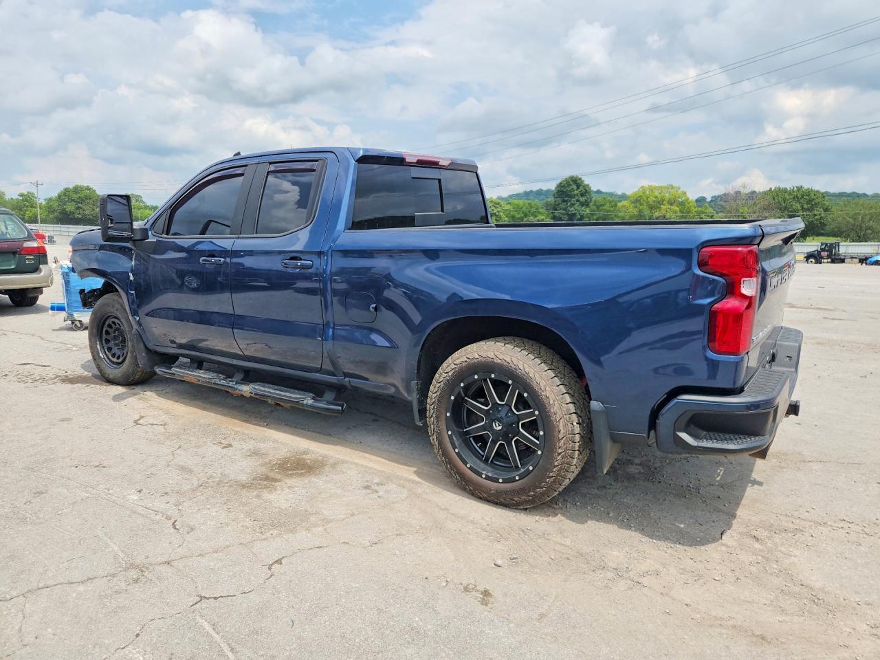 2019 Chevrolet Silverado K1500 Rst - Фото 2