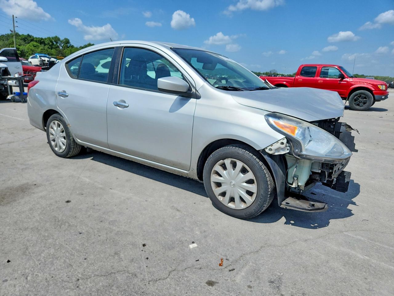2018 Nissan Versa Sv - Фото 4