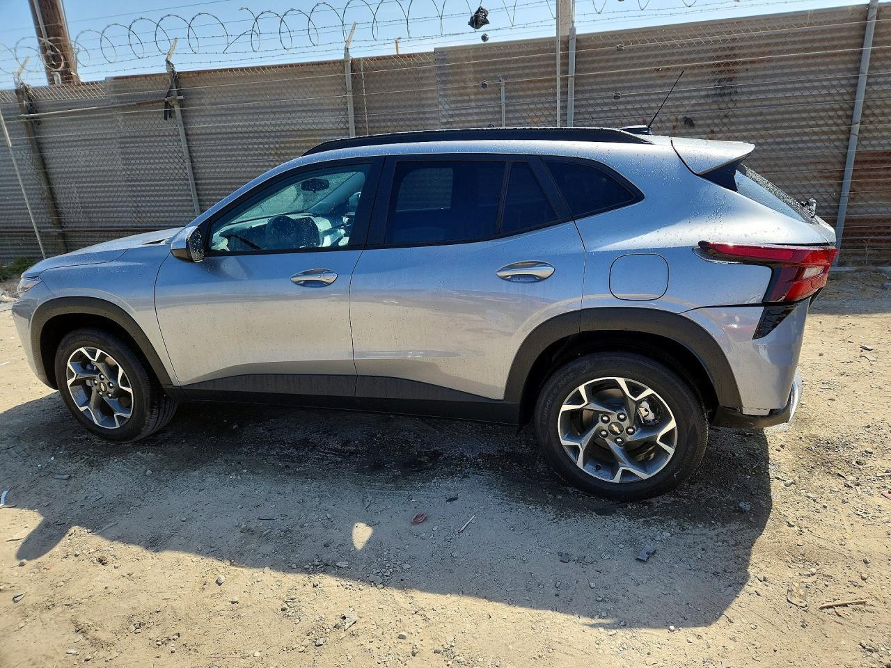 2026 Chevrolet Trax 1Lt - Фото 2