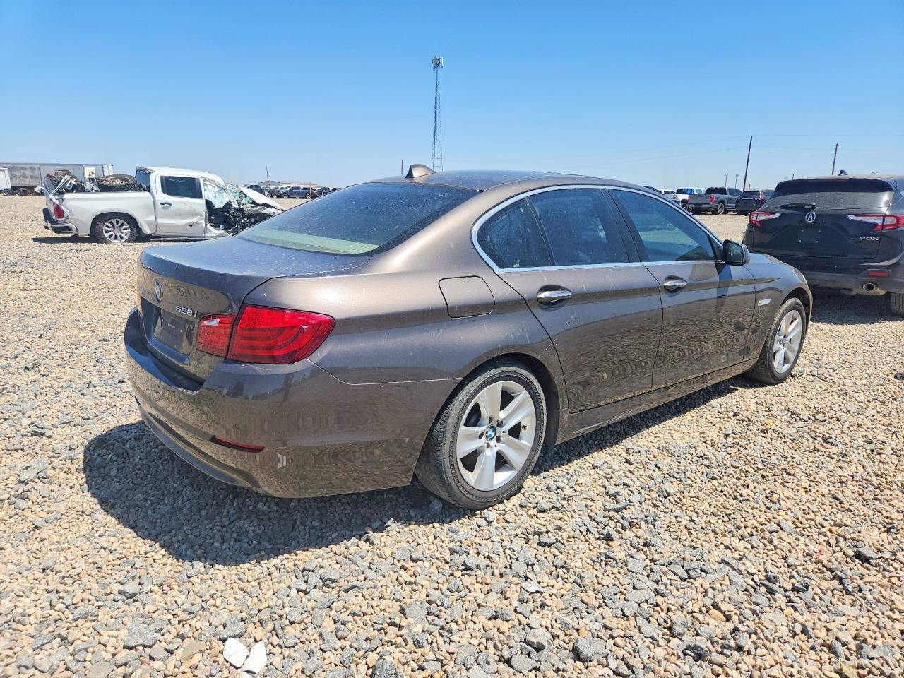 2011 BMW 528 I - Image 3