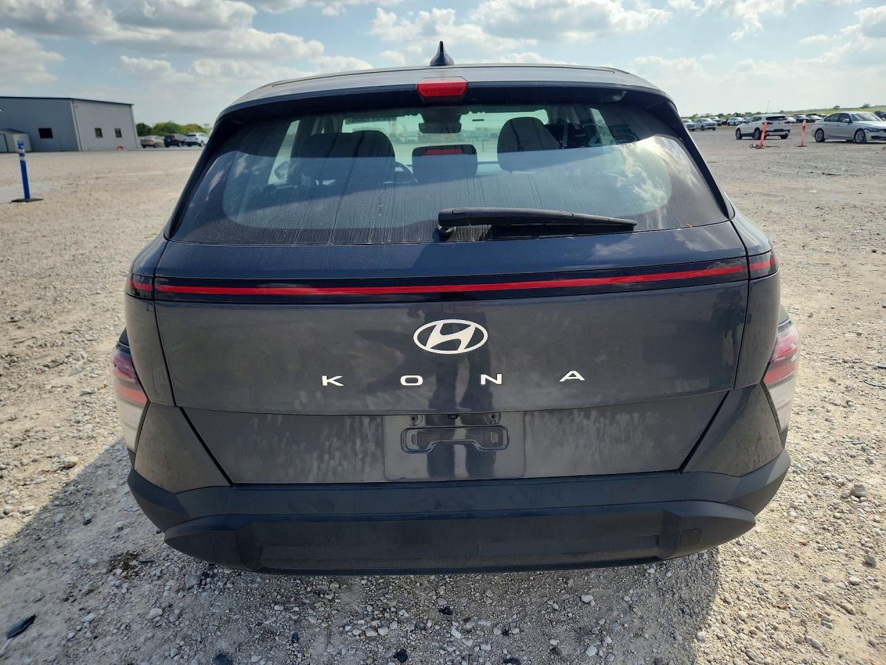2024 Hyundai Kona Se - Image 6