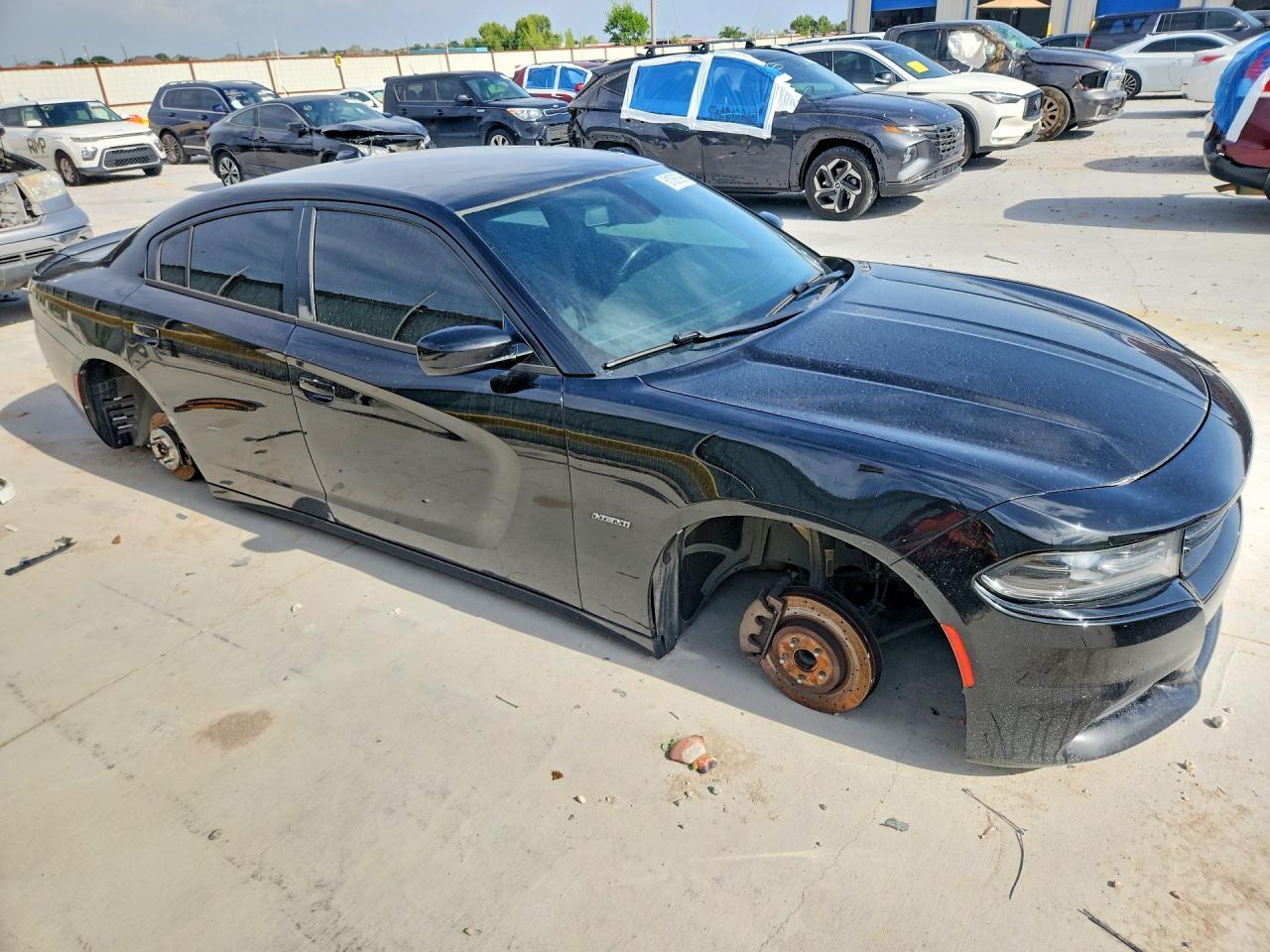 2018 Dodge Charger R/T - Image 4
