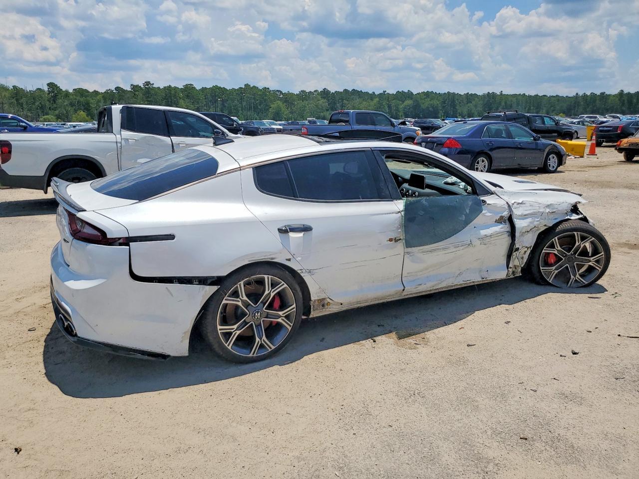 2019 Kia Stinger Gt2 - Фото 3