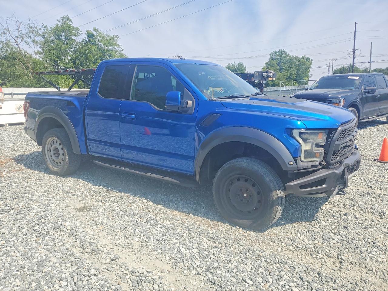 2017 Ford F150 Raptor - Фото 4
