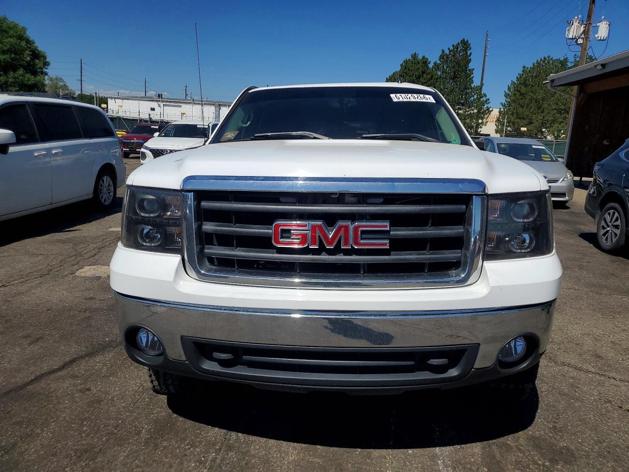 2007 GMC Sierra 1500 Classic - Image 5