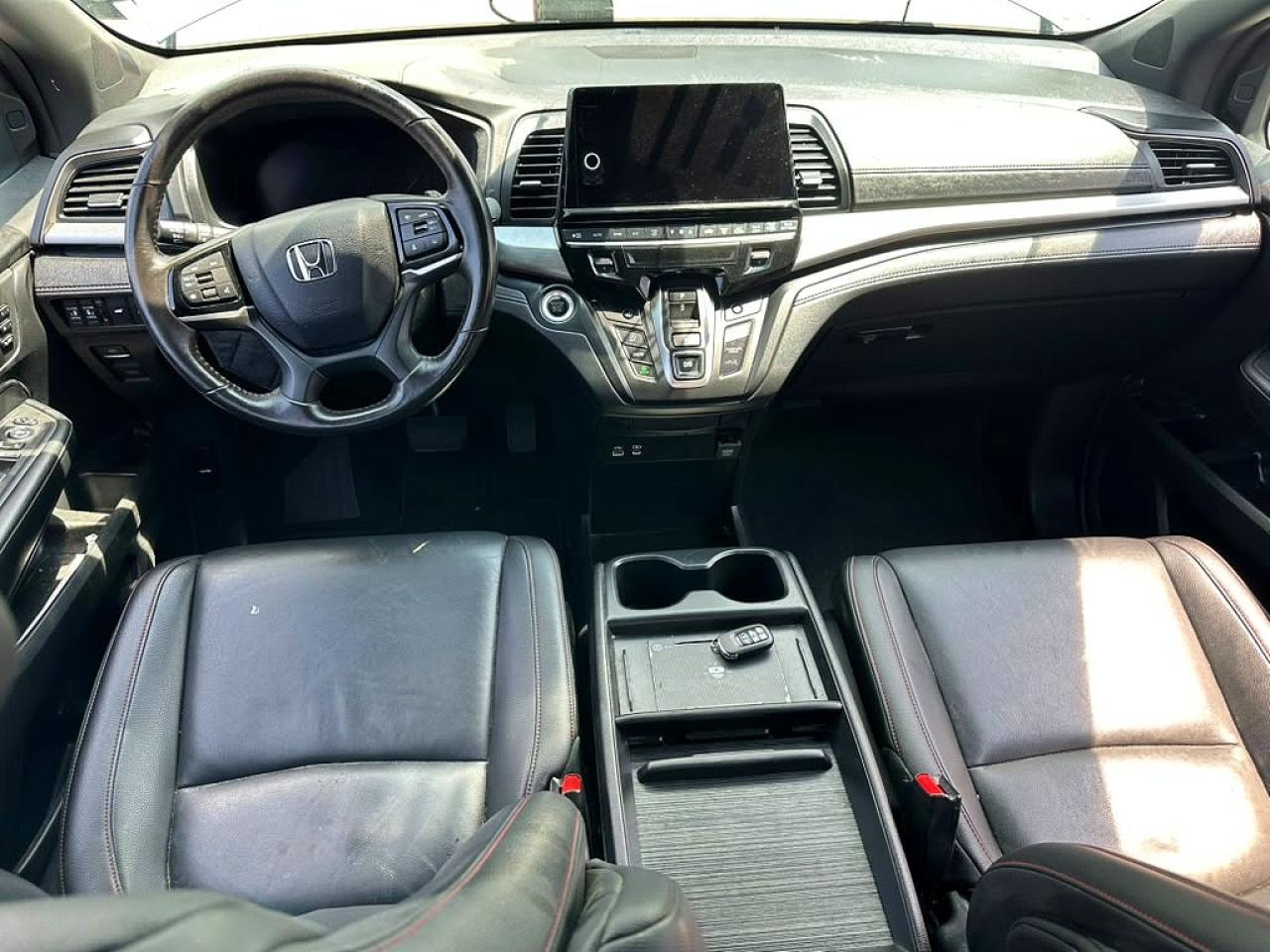2025 Honda Odyssey Sport-L - Image 6