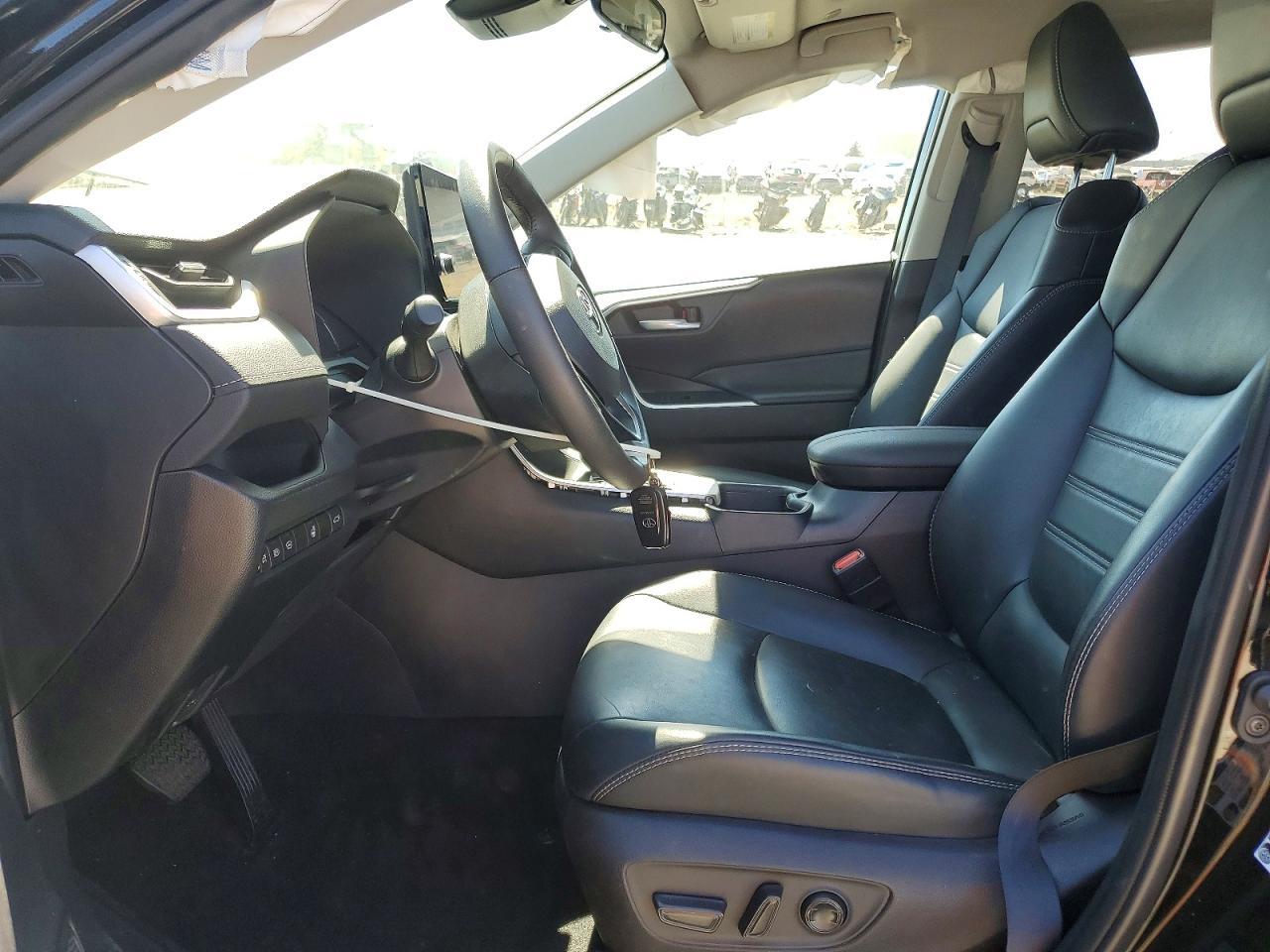 2023 Toyota Rav4 Xle Premium - Фото 7